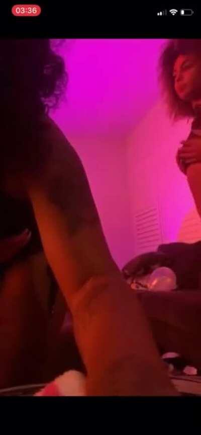 Famous TikToker Honeybthatsme twerks