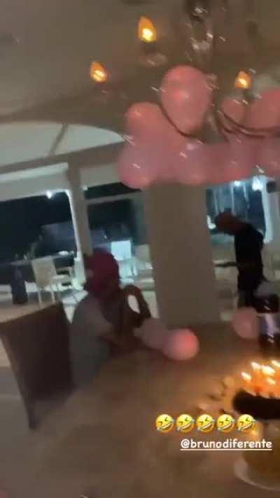 ONB was about to throw hands😳