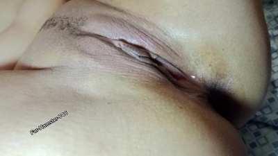 Hello, do you want to taste my creamy pussy? 🤤