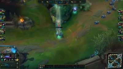 My support item upgraded and saved me from Karthus R