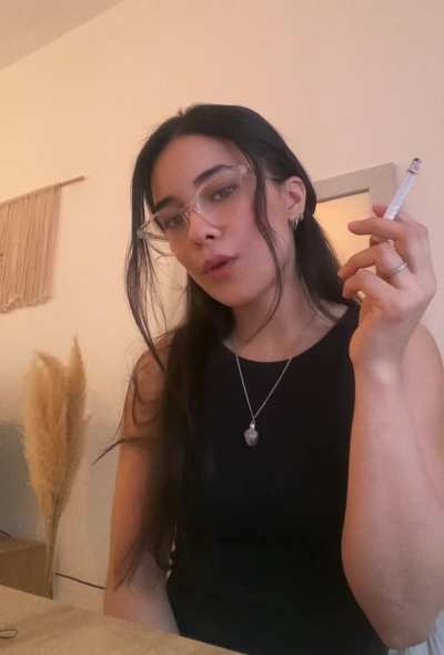 You will enjoy the video more if you watch it until the end 💋🚬