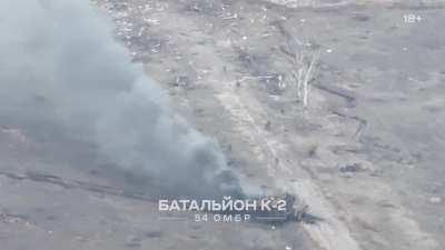 Ukraine's K2 battalion destroys a heavily armored Russian tank with FPV drones and targets the retreating infantry dismounts with artillery, April 2025