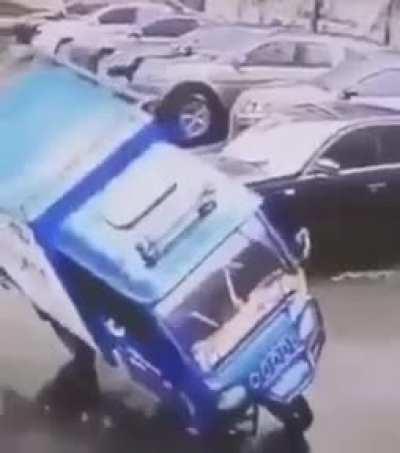 Quando se tira um 20 em esquivar