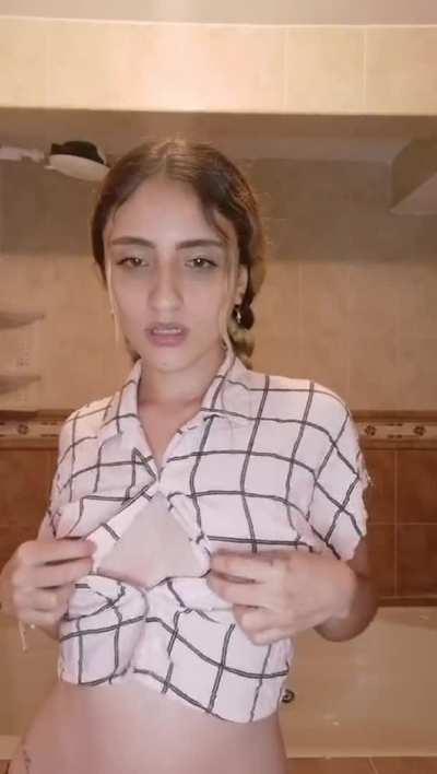 would make my day if at least one person loved my chest 😇