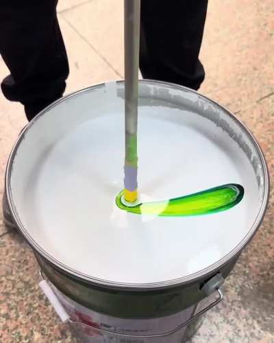 Mixing colours in white base paint