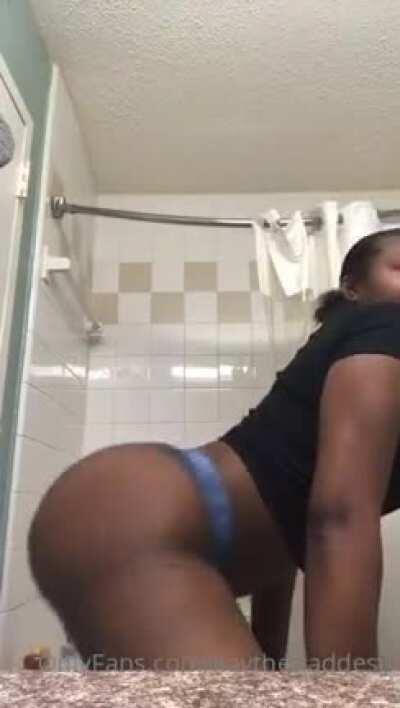 Her cakes are insane...