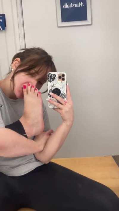 Help me welcome my new hot pink sparkle toes