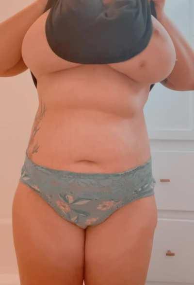 Huge H cup natural titties