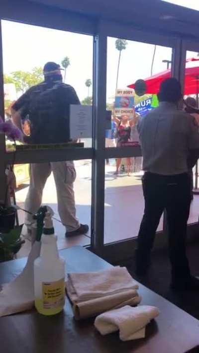 Anti-mask protest started at Mother’s Market grocery store today in CM