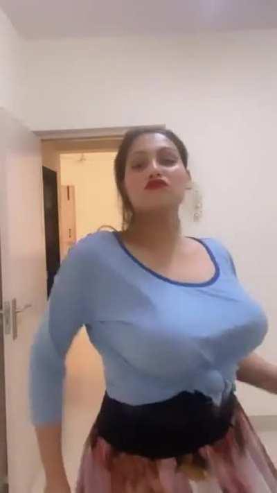 Milfy jiggle are the best 😍🍈