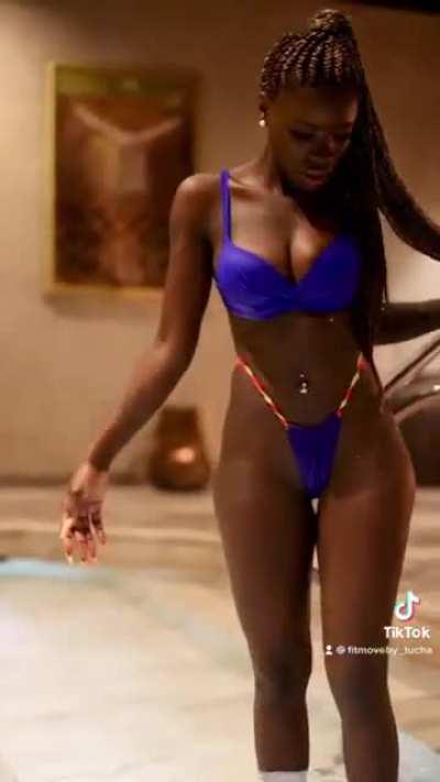 Tucha (@fitmoveby_tucha)