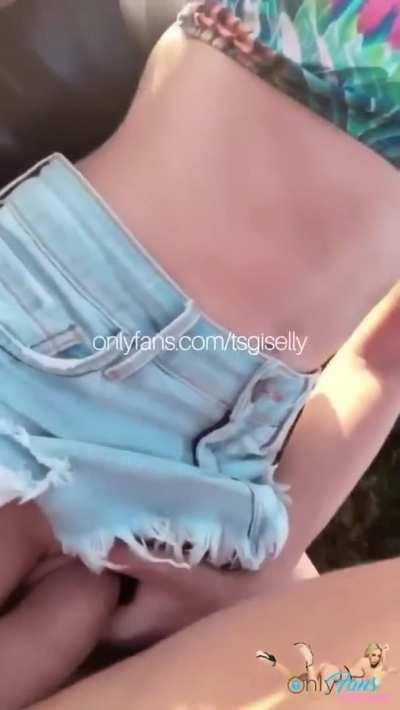 Does anyone want to give me a ride?