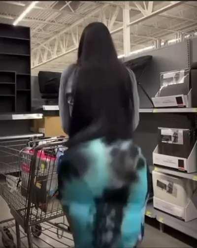 Clapping it in public