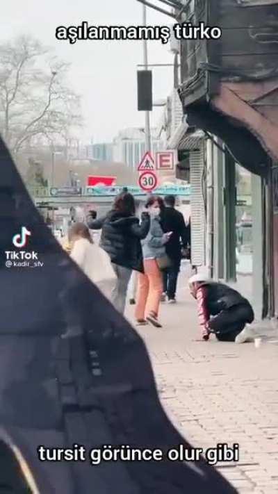 Salamı başka türko kapınca olur gibi