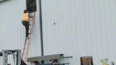 Всë прекрасно работает.