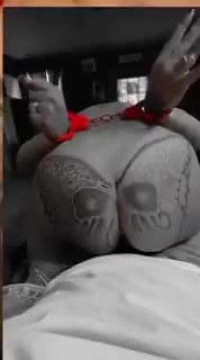 Big tatted Pawg AZZ bouncing on big dick hand cuffed faphouse.com/studio/mzkitty