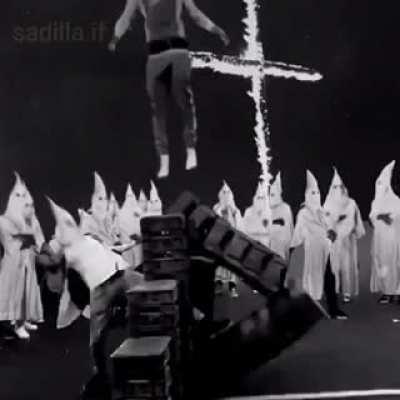 bad entourage no matter the time.