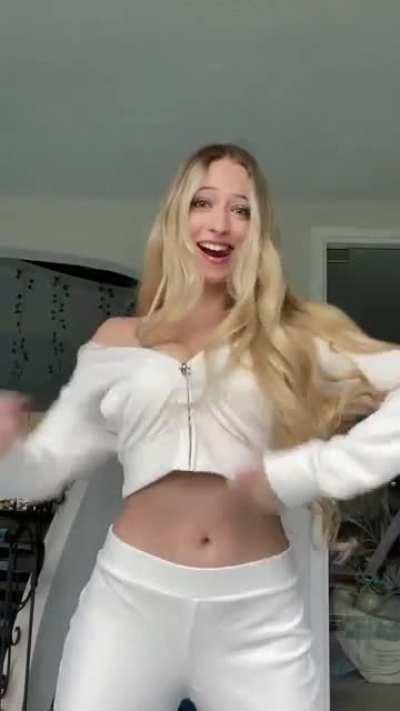 TikTok - Nov 28 - Absolutely gorgeous hair