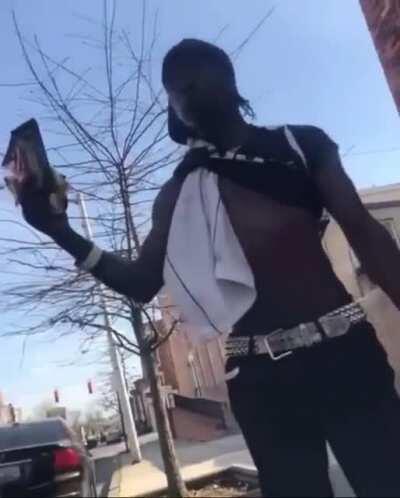 Du boys selling candy so they can finally sub to Bruce