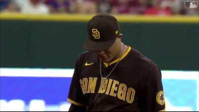 [Highlight] [Highlight] Manny Machado makes a good play