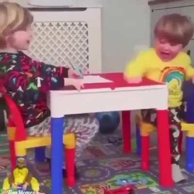 How the turntables...