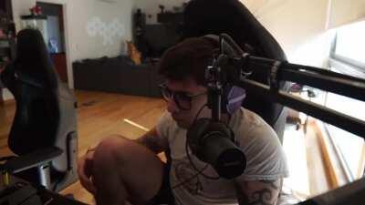 Francisco Postiglione, CEO del Equipo de E-Sports 9Z, da una muy buena explicación de por qué se va del país.