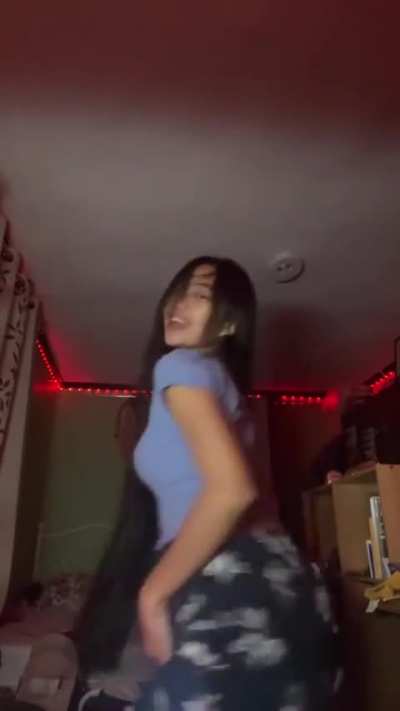 Anyone know who this is? @unknown