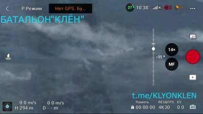 Ukrainian tank distracted by machine gun fire and then destroyed at close range by a Russian tank hiding behind a treeline