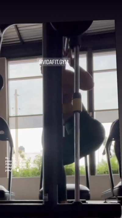 Imaginen esa madre bajando lentamente hacía su cara.