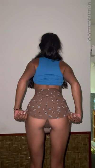 I like posting here cause you guys don’t mind my small bum and boobs🥺