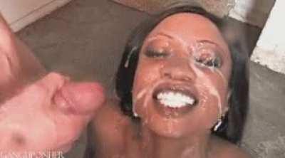 [reddit/discord: sticklystix9#9220/wickr] Wanna have a filthy chat about some bras/panties I have? Can have some extra fun it you have access to some too or have a second screen! Maybe cam/mic too mmm