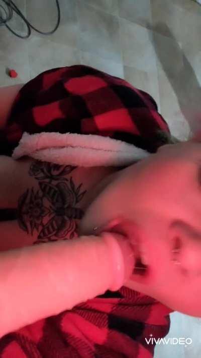 Let me drain your balls 😇🤤