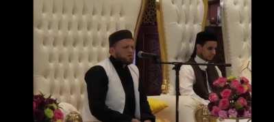 Muhammad Bakeer reciting quran in the most famous maqamat. My favourite in the video is Ajam.