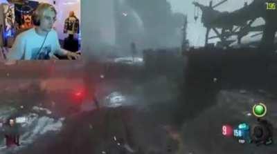 7 year old me playing Origins for the first time