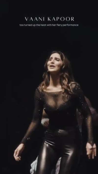 Vaani kapoor Boobs Jiggle