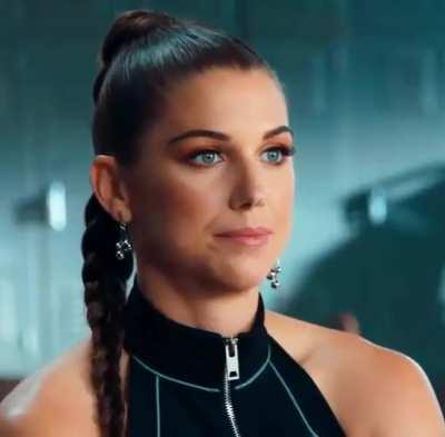 Alex is just insanely hot... Look at her