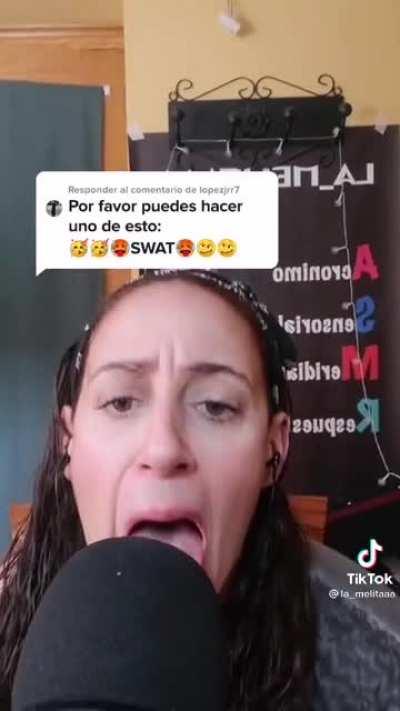 POV: estas hablando con una puta en el bloque del dimitri