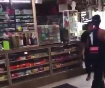 Don’t piss off the cashier 😡