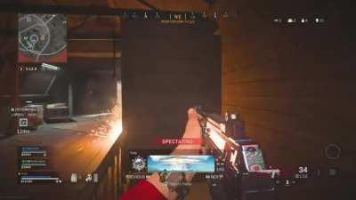 Aimbotting max rank hacker with the most overpowered gun in damascus vs One plastic shieldy boi, who wins?