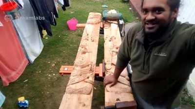 Wholesome streamer tries to return money after people sub to his channel.