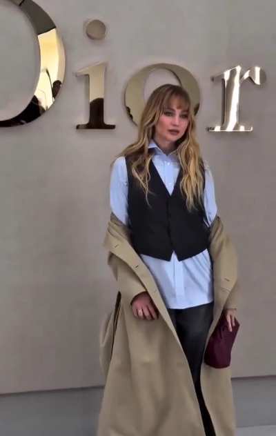 Jennifer at the Christian Dior Fashion Show as part of Spring/Summer 2026 Paris Fashion Week held at Les Tuileries in Paris - IG October 2025