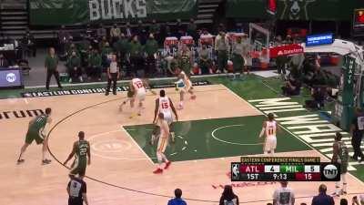 [Highlight] Bucks Ball Movement Ends in a Brook Lopez Slam