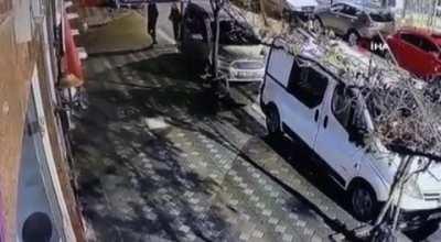 In Istanbul, two people stabbed a young man who was walking on the street with his girlfriend.