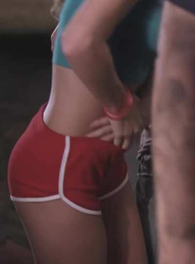 Brie Larson (House Broken - 2010)