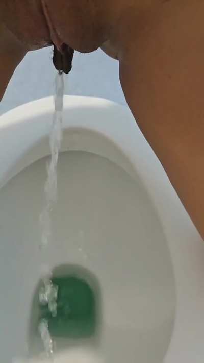 How’s this for a standing pee? 🥵