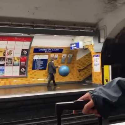 I wanna be that man's daughter !