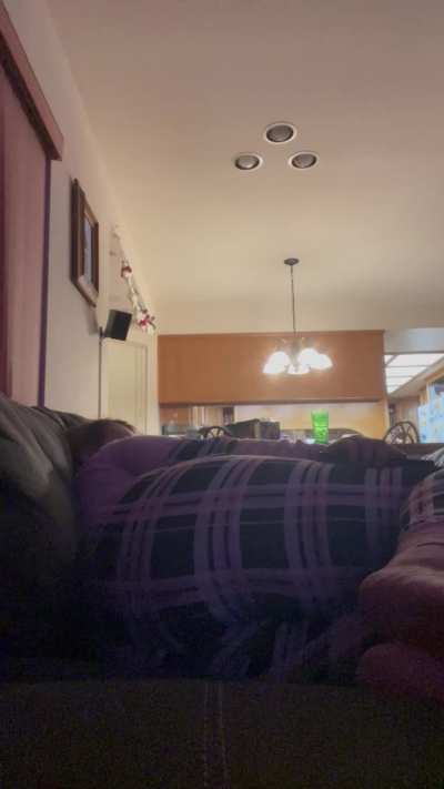 I need a fart 💨 cushion to serve me. Any takers? 😈 😉 