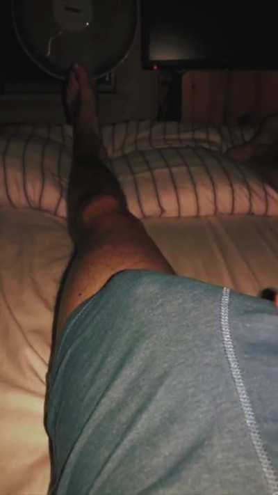 It wants to peek out 👀