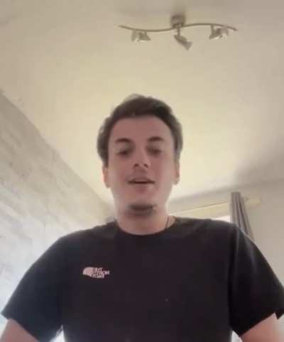 paper towels are a man's best friend - unless you spray like that