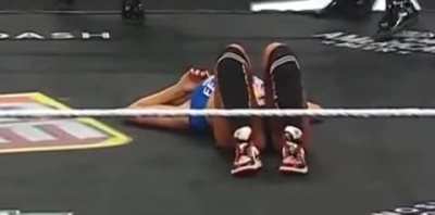 Nikki laid out - Raw 11/3/25